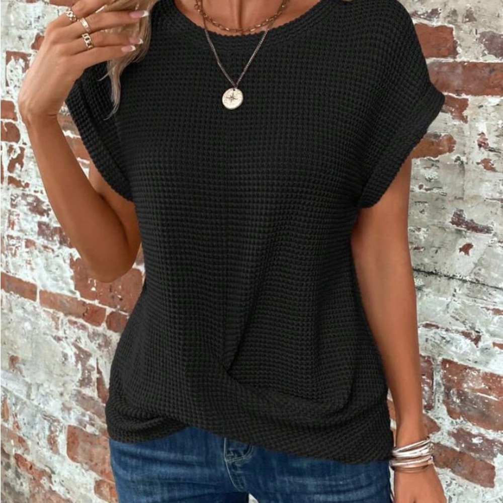 SHEIN Black Textured Short Sleeve Top